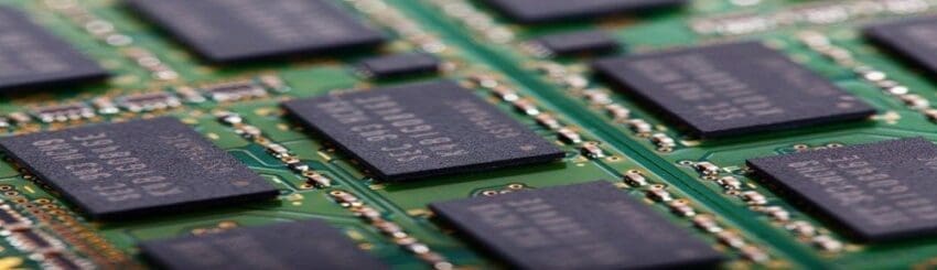 cropped-computer-memory-chips2