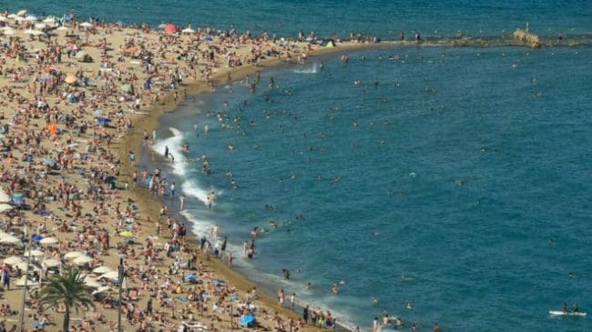 _90405963_spanishbeach