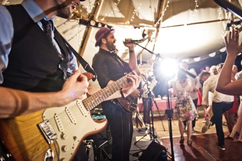 Warble Band