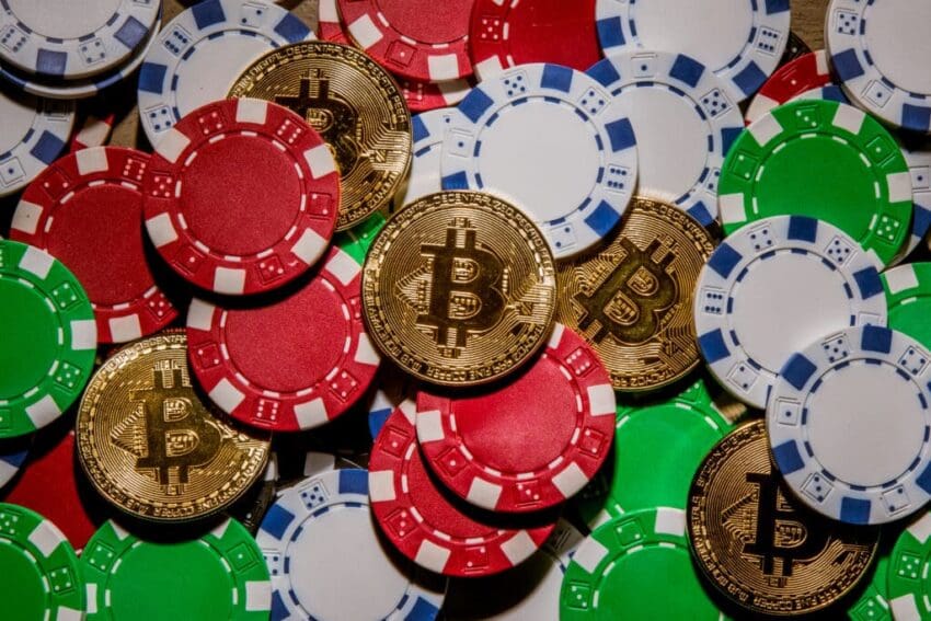 Gold,Bitcoin,Cryptocurrency,With,Poker,Chips