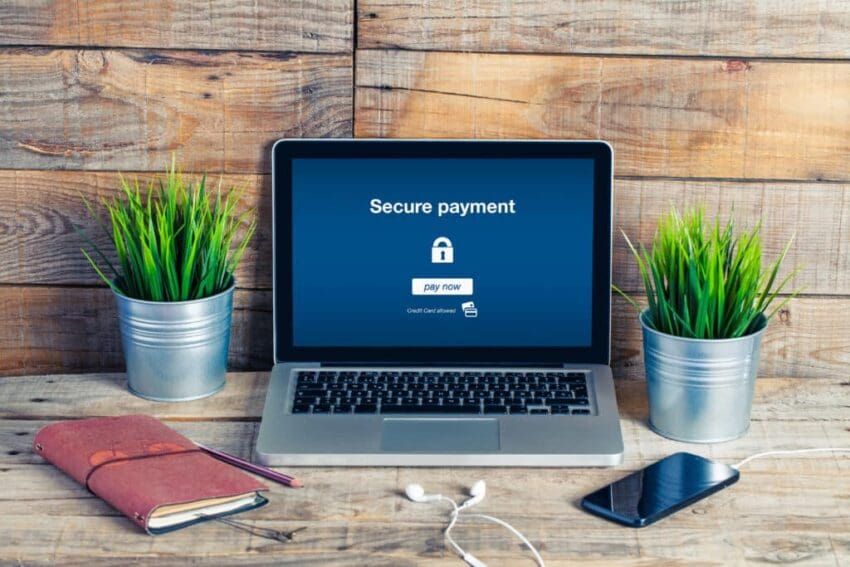 Secure,Payment,Message,In,A,Laptop,Screen.,On,Line,Banking
