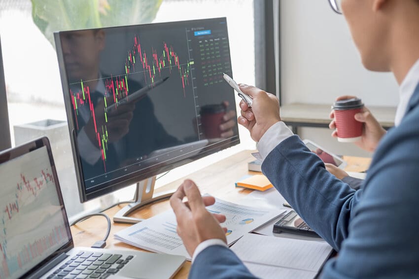 Business,Team,Investment,Trading,Do,This,Deal,On,A,Stock