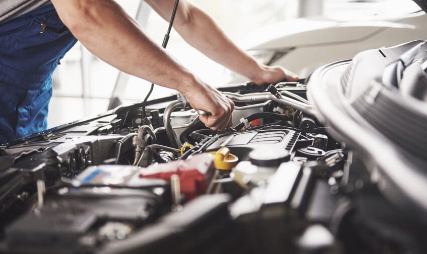 Auto,Mechanic,Working,In,Garage.,Repair,Service.