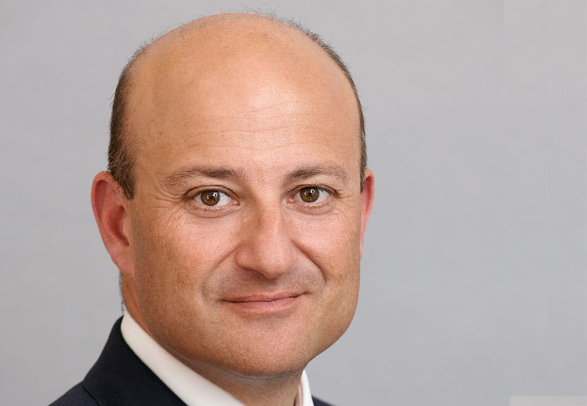 A former executive at Standard Chartered has been named the new chief executive of the government's under-fire British Business Bank (BBB).