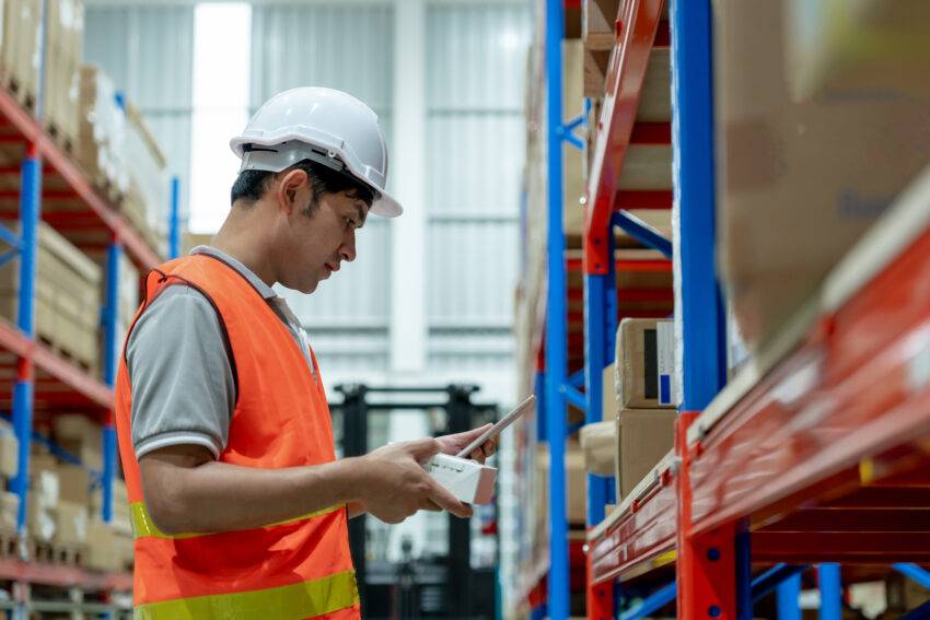 If you own or manage a trucking company, you likely know how challenging cash flow management can be. Waiting 30, 60, or 90 days for customers to pay their invoices can put a huge strain on your business