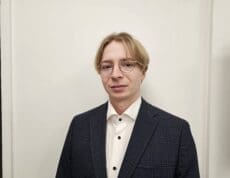 Herman Cherstvov, a project manager at Semiwise, reveals the key challenges in training technical specialists and explains how virtual technologies and game mechanics are transforming the learning process in high-tech industries.